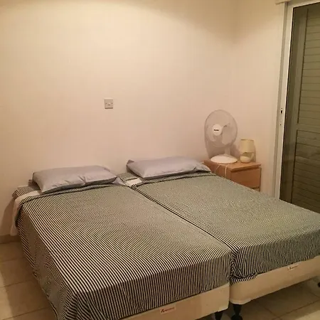 Al Mare Протарас